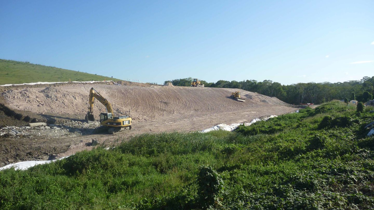 Pierce Avenue Landfill Leachate Wall