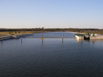 Pelican Waters North Lock and Weir