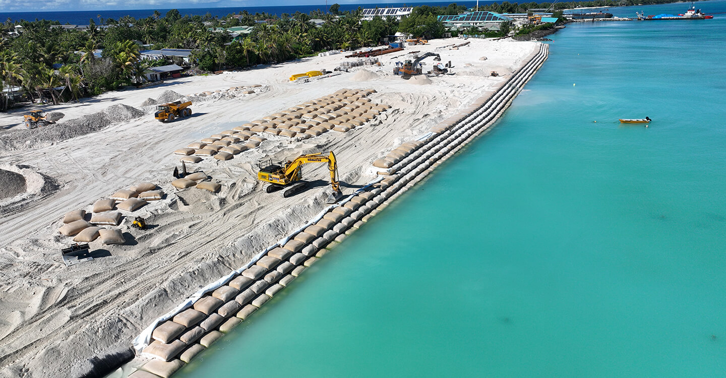 Coastal adaptation for coral atolls