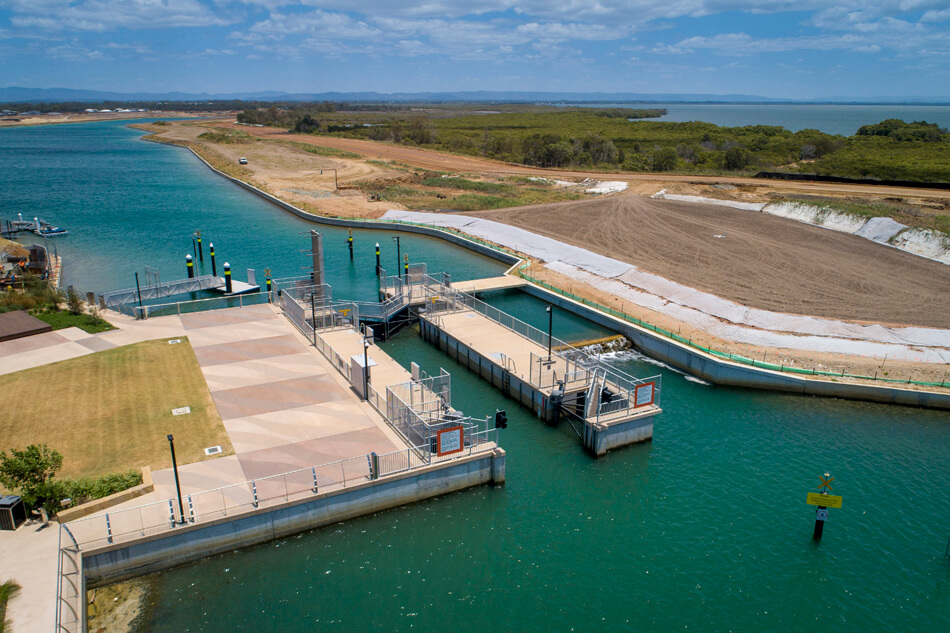 Newport lock, weir and salinity pumping station